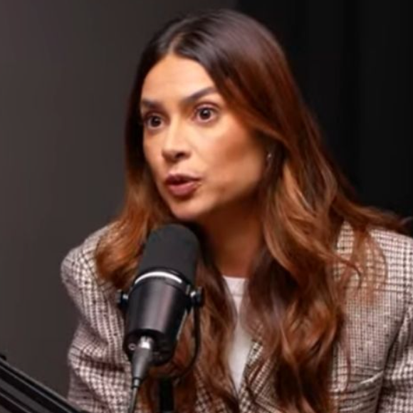 A atriz Thaila fez o desabafo recentemente no podcast.