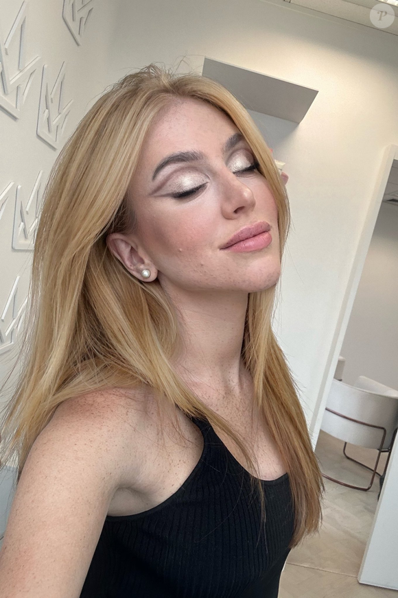 Mari Maria voltou a aparecer mais iluminada no início de 2024