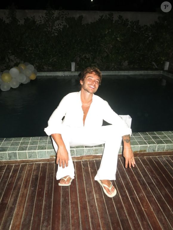 Bruna Marquezine, Shawn Mendes, Sasha e João Lucas estão hospedados em casa com vista para a praia em São Miguel dos Milagres, em Maceió (Alagoas)