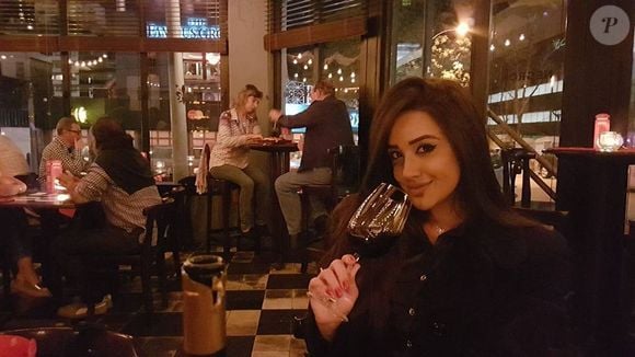 Jordana costumava compartilhar muitas fotos em seu perfil do Instagram, valorizando sua beleza