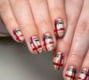 Nail art com efeito cashmere, tweed ou suéter de tricô, imitando a estética das roupas de outono estão sendo aposta das fashionistas que querem modernizar o visual