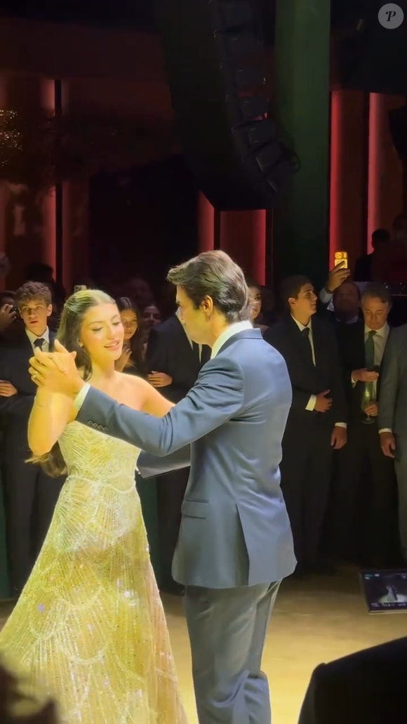 Kaká celebrou os 15 anos da filha, Isabella, na última sexta-feira (07) com uma festa luxuosa