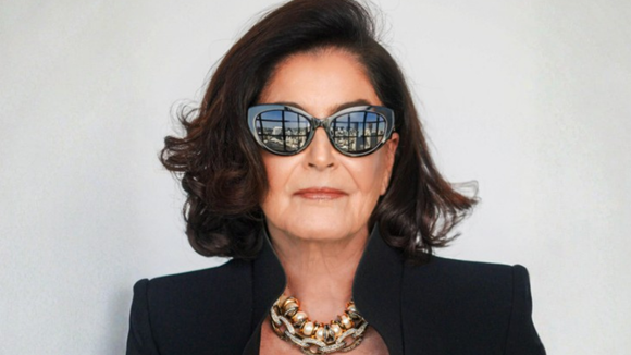 Gloria Kalil, aos 82 anos, ícone de moda e da elegância no Brasil: 'Importante é se conhecer bem, saber que sua imagem é um espelho de sua identidade'