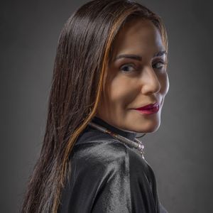 Gloria Pires participou do quadro das vilãs, um dos momentos mais comentados da noite, e reviveu a icônica personagem Raquel, de ‘Mulheres de Areia’