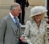 O Rei Charles III e a Rainha Camilla estão celebrando os seus 20 anos de casados - as famosas Bodas de Porcelana.