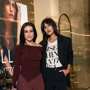 Além disso, o marrom apresenta uma ampla gama de tonalidades, desde o caramelo até o chocolate intenso. E foi essa diversidade que permitiu Cleo de fazer uma criação monocromática sofisticada