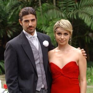 Ao longo da novela, ele deixou o bigode crescer para representar outra fase do personagem