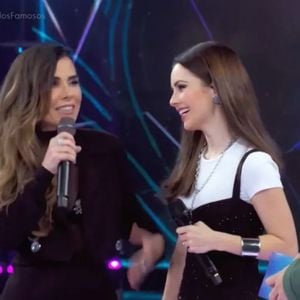 Sandy relembrou as comparações com Wanessa Camargo e contou que as duas se davam bem, viajavam juntas e não tinham uma rivalidade