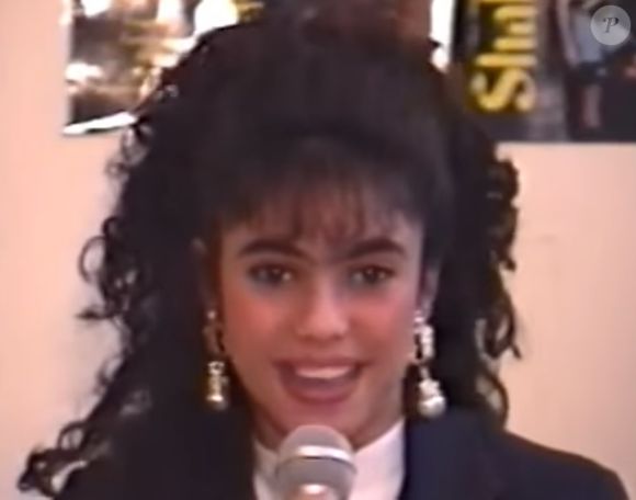 Shakira gravava suas apresentações em vídeos caseiros