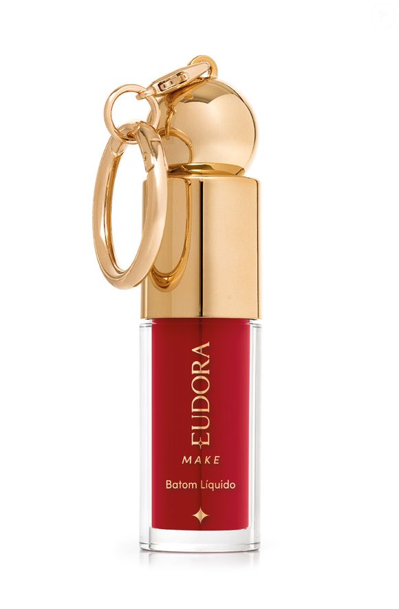 O batom vermelho da coleção 'O Diabo Veste Prada' aposta em intensidade clássica e acabamento brilhante para um visual de puro impacto fashion