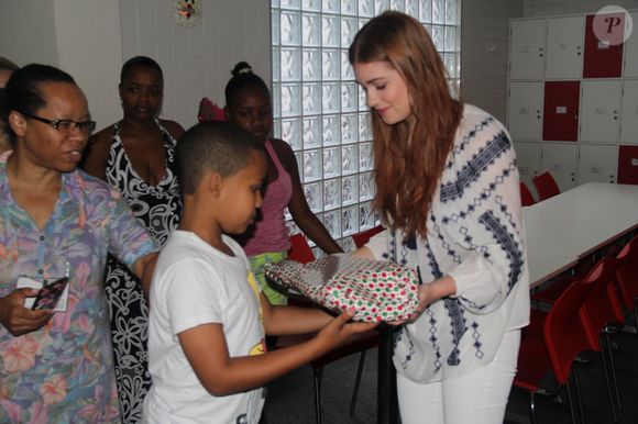 Especialistas alertam que recompensas externas, como prêmios por notas, podem não garantir interesse real pelo estudo a longo prazo