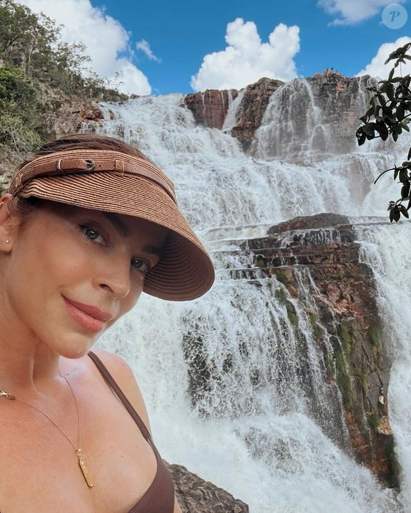 Grazi Massafera costuma fazer maquiagem simples e tem um skincare de apenas três passos