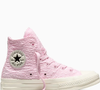 Modelo Chuck 70 foge do básico e surge como protagonista para quem não abre mão de personalidade