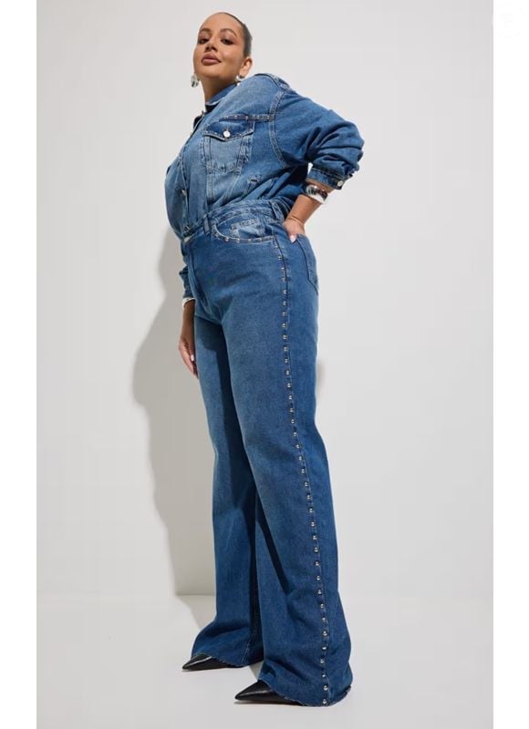 Calça Jeans Wide Plus Size Com Tachas Shai