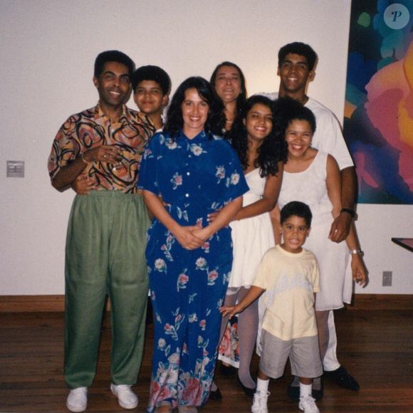 Pedro é o terceiro filho de Gilberto Gil e o primeiro com Sandra Gadelha, que também é mãe de Preta