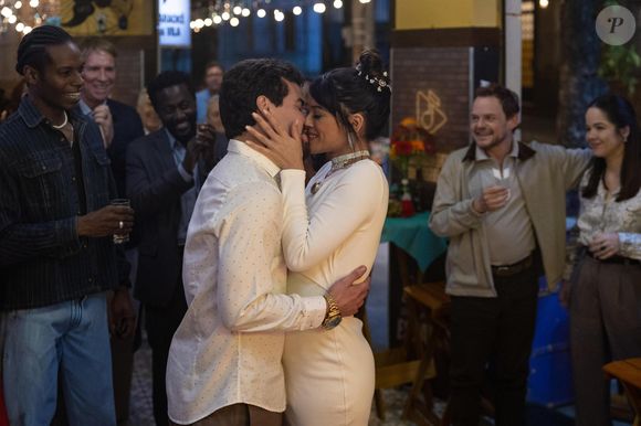 Pouca paz: Lucimar (Ingrid Gaigher) e Vasco (Thiago Martins) descobrem que foram vítimas de um golpe na novela 'Vale Tudo', capítulo de 25 de setembro de 2025, quinta-feira