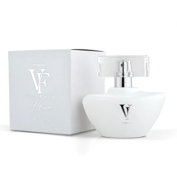 Perfume da Virginia: O VF Bloom é um dos mais famosos da marca, carregando consigo acordes florais e frutados de coco, pêssego, além de rosa, jasmim e âmbar.