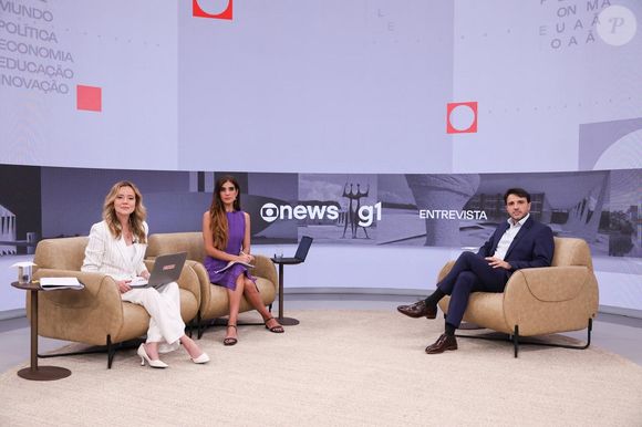 Renan Santos e o vice, Aroldo Medina, também foram impedidos de participar de debates após decisão de Dias Toffoli. Segundo o g1, a restrição vale para rádio, televisão, podcasts e outros meios de comunicação