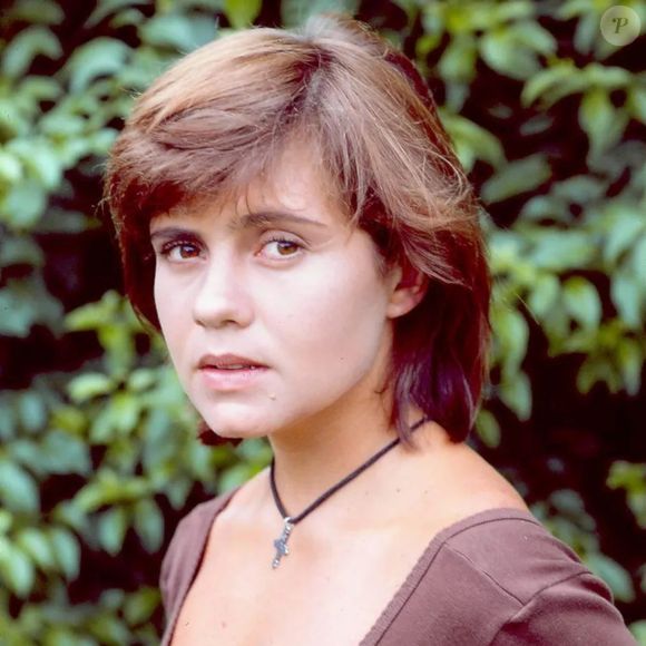 Após interpretar Mariana na primeira versão de 'Renascer', em 1993, Adriana recebeu críticas intensas. A pressão foi tão grande que a atriz enfrentou um quadro de depressão e chegou a cogitar abandonar a profissão.