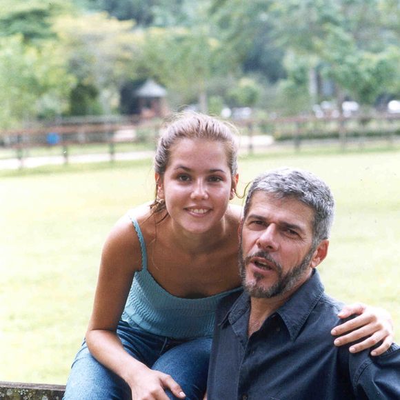 José Mayer e Deborah Secco como Pedro e Íris da novela 'Laços de Família' (2000)