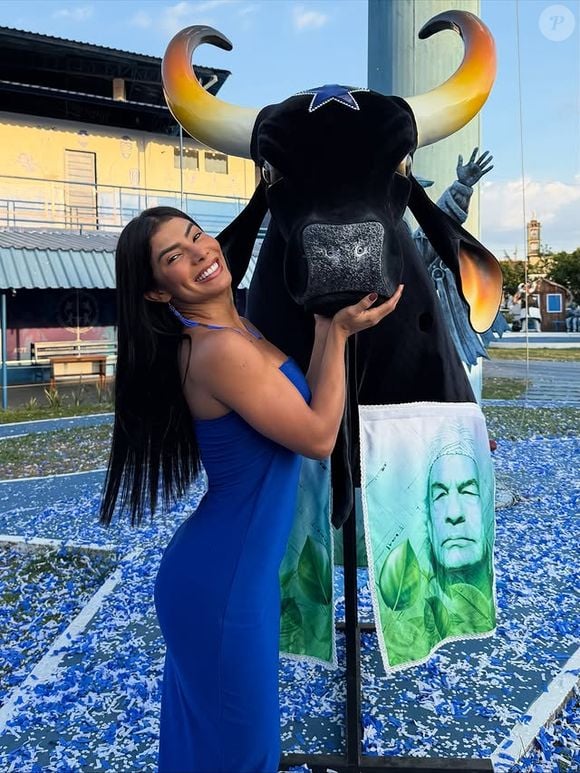 Marciele é cunhã-poranga do Boi Caprichoso