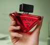 Prada Paradoxe Radical Essence é o mais marcante e intenso da linha