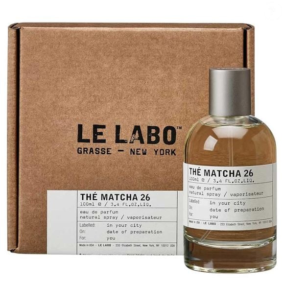 Criado pela icônica casa de perfumes de Nova Iorque, o Thé Matcha 26 combina o lado verde e terroso do matchá com ingredientes cremosos e reconfortantes