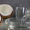 Não serve só para cozinhar! Aprendi 10 usos inesperados, mas mágicos, para o óleo de coco