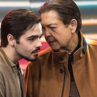 'Sou extremamente grato': filho de Faustão, João Silva reverencia o pai com imagens no palco durante internação