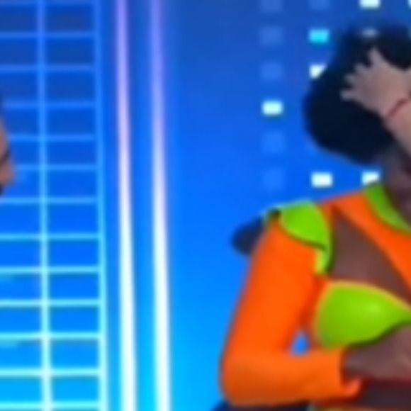 Ratinho disse que o cabelo da bailarina era peruca e que ela tinha piolho