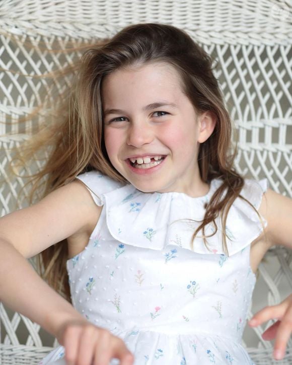 Princesa Charlotte está completando 10 anos nesta sexta-feira (02/05).