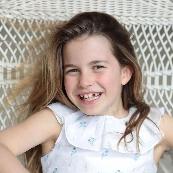 Princesa Charlotte está completando 10 anos nesta sexta-feira (02/05).