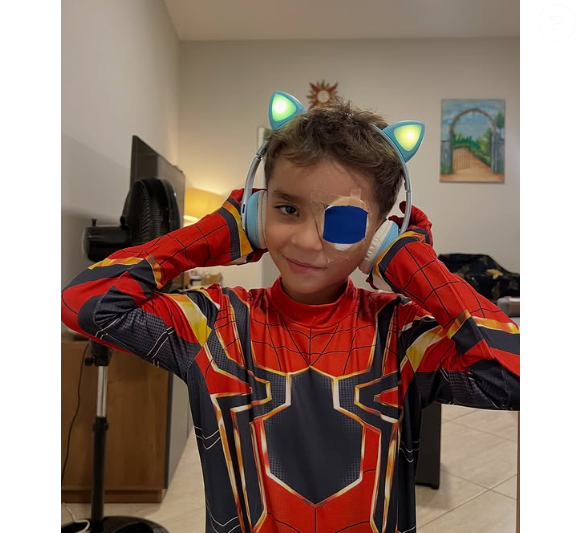 Nicolas, filho de João Fernandes, com 6 anos