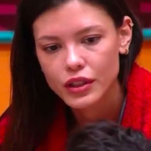 'BBB 25': Por sua vez, Vitória Strada rebateu: 'Você faz a mesma coisa'.