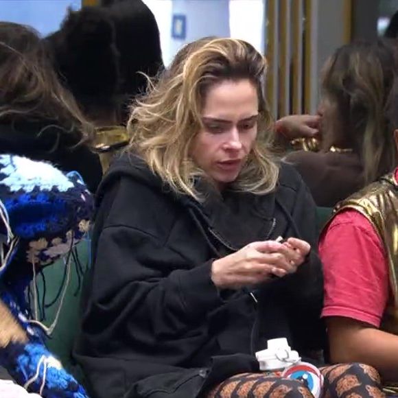 Ana Paula Renault se recusa a dinâmica no BBB 26 após relatar fortes dores na coluna