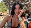 Acessório de luxo da Tiffany usado por Dua Lipa surge no figurino de personagem de 'Vale Tudo'