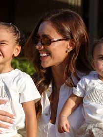 Lookinhos da Dior de mais de R$ 1,4 mil: filhas de Neymar e Bruna Biancardi roubam a cena em festa de aniversário de Vicky, filha de Roberto Justus e Ana Paula Siebert. Fotos!