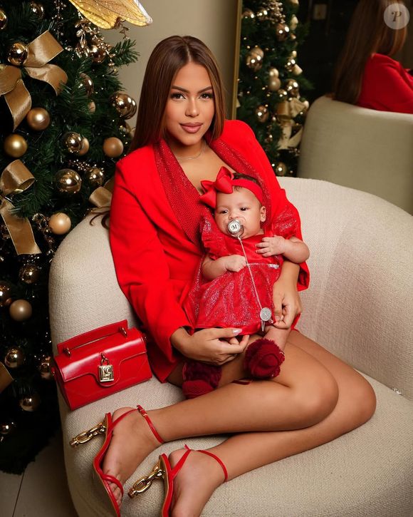 O casal deixa claro que a prioridade é o bem-estar da filha e que a fama digital não substitui uma infância leve e segura.