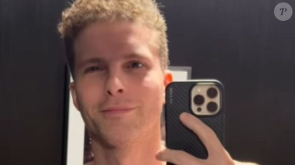 Thiago Fragoso mostra mudança no corpo em suas redes sociais