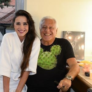 Casal chegou atrasado à peça 'Dois de Nós', estrelada por Antonio Fagundes e sua esposa, Alexandra Martins, e alegou prejuízos com o espetáculo