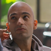 Alexandre de Moraes ou Megamente? Afonso aparece totalmente careca em 'Vale Tudo', mas caracterização vira piada na web: ‘Cabeça de p…’