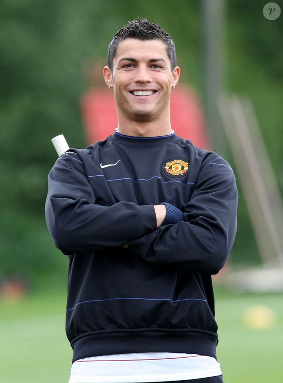 Na época, Cristiano Ronaldo representava o Manchester United e chegou a viver um affair com Eliza Samudio