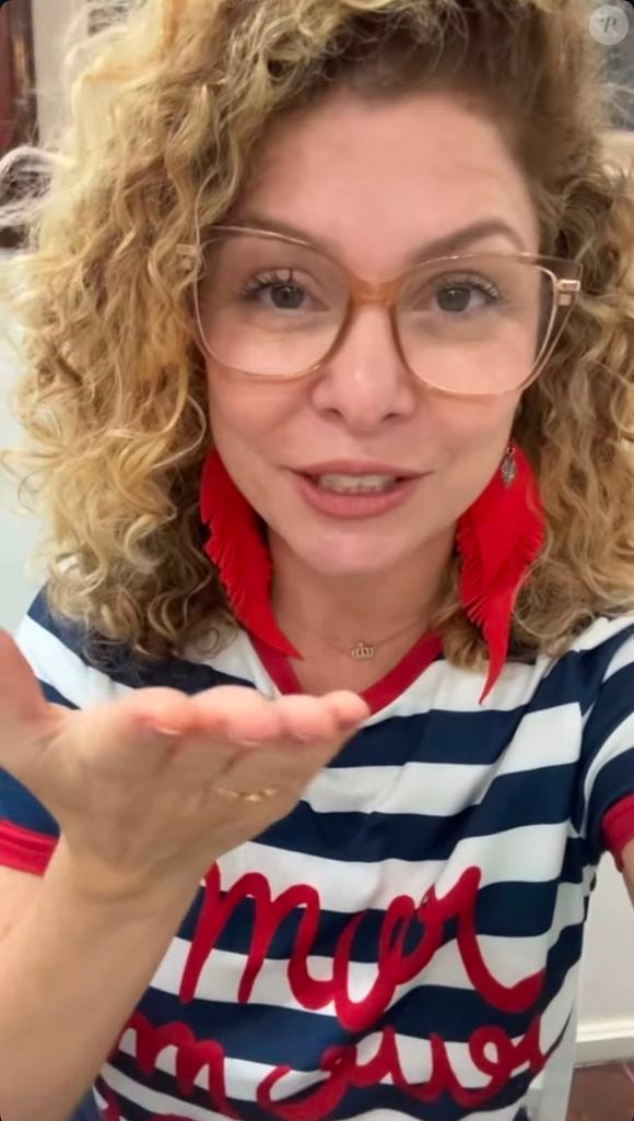 Bárbara Borges diz entender ausência na turnê de Xuxa e faz desabafo emocionante: 'Nada e ninguém irá apagar a minha história'. Segundo publicação da atriz nas redes sociais, ela acredita que sua defesa a Marlene Mattos ainda gera consequências