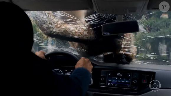 Novela das 21h vive momento explosivo com atentado que muda rumos da trama