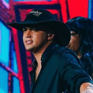 Natanzinho Lima também está confirmado na Pecuária de Goiânia 2025 e sobe ao palco no mesmo dia que Wesley Safadão