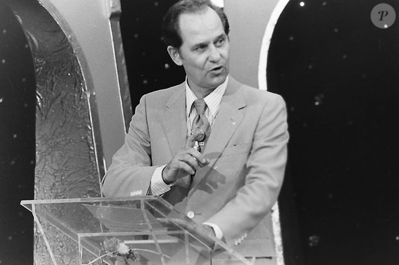 J.Silvestre acusou o SBT de registrar o título 'Show Sem Limite', nome criado por ele