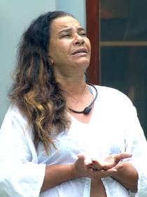 'Sabe quanto eu recebo?': Solange Couto revela valor real da sua aposentadoria e aponta questionamento de agente de saúde ao usar o SUS