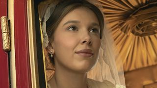A melhor cena de 'Enola Holmes 3' só existe por causa do marido da Millie Bobby Brown: 'Algo tão íntimo'