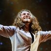 Entrevista | Mais radiante que 'O Sol', Vitor Kley encontra o 'pote de ouro' em 'As Pequenas Grandes Coisas' e faz homenagem emocionante ao pai