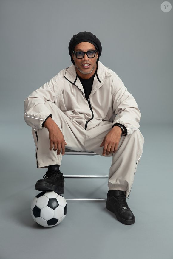 Ronaldinho Gaúcho é a estrela de uma minissérie documental da Netflix sobre sua vida e carreira